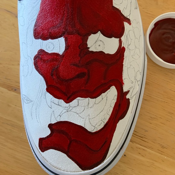 Custom hand painted Vans - Picture 5 of 8